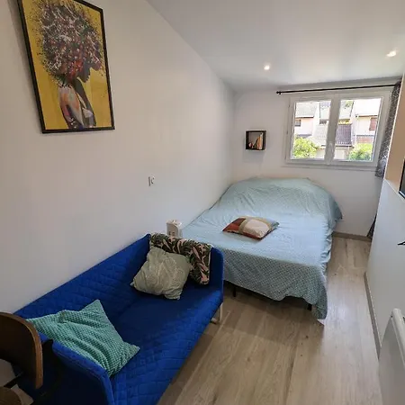 Meuble Tres Agreable